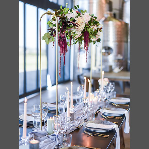 Centrepiece Stands - <p style='text-align: center;'>R 100</p>