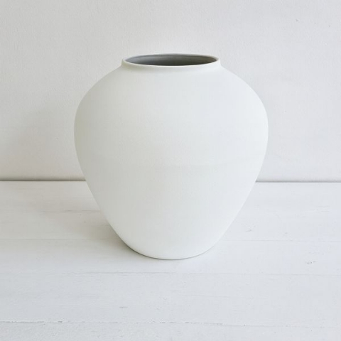 Japandi Textured Pot