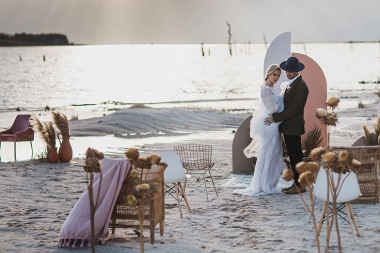 MC-Boho-Elopement-01-th.jpg