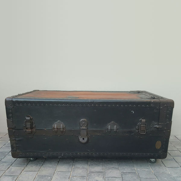 Steam Trunk Table